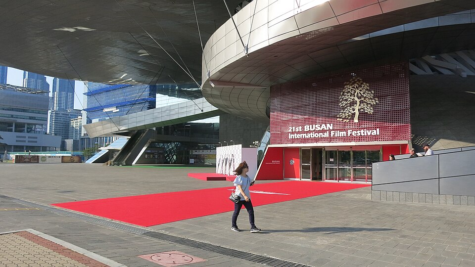 Crowd at the 21st Busan International Film Festival in 2016